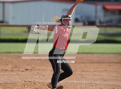 Thumbnail 2 in Mayflower @ Glen Rose photogallery.