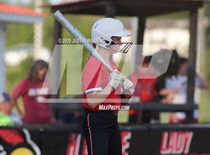 Thumbnail 2 in Mayflower @ Glen Rose photogallery.