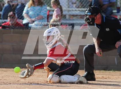 Thumbnail 3 in Mayflower @ Glen Rose photogallery.