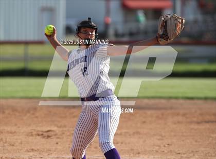 Thumbnail 3 in Mayflower @ Glen Rose photogallery.
