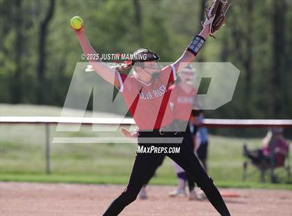 Thumbnail 3 in Mayflower @ Glen Rose photogallery.