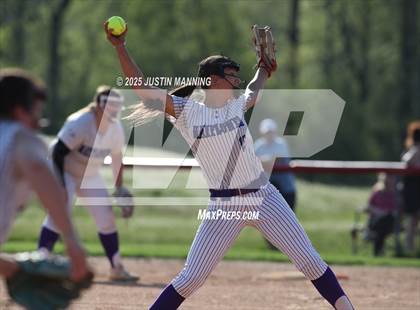 Thumbnail 1 in Mayflower @ Glen Rose photogallery.