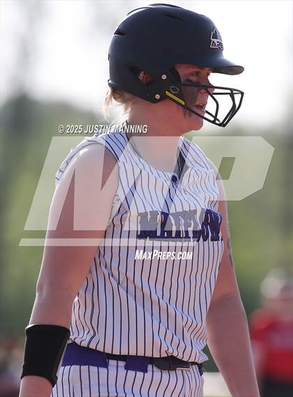 Thumbnail 3 in Mayflower @ Glen Rose photogallery.
