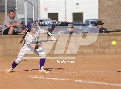 Thumbnail 2 in Mayflower @ Glen Rose photogallery.
