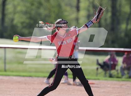Thumbnail 2 in Mayflower @ Glen Rose photogallery.