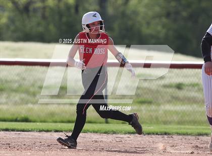 Thumbnail 1 in Mayflower @ Glen Rose photogallery.