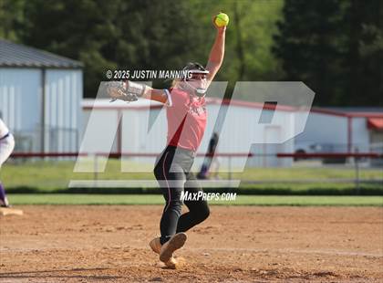 Thumbnail 2 in Mayflower @ Glen Rose photogallery.