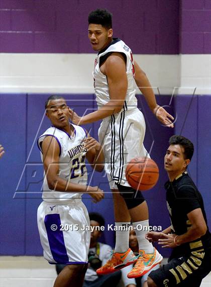 Thumbnail 3 in Hart, Golden Valley, Saugus, West Ranch, SCCS vs Valencia photogallery.