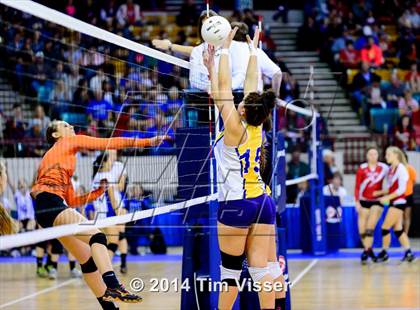 Thumbnail 3 in Kit Carson vs. Flagler (CHSAA 1A Playoff) photogallery.