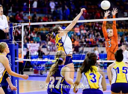 Thumbnail 1 in Kit Carson vs. Flagler (CHSAA 1A Playoff) photogallery.