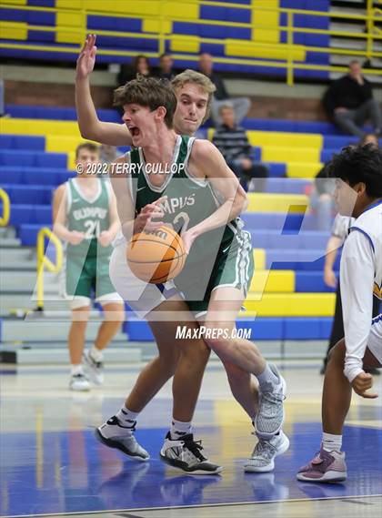 Thumbnail 3 in Olympus @ Taylorsville photogallery.