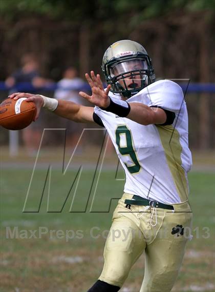 Thumbnail 2 in Red Bank Catholic @ Manasquan photogallery.