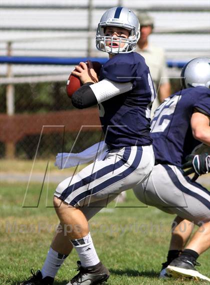 Thumbnail 3 in Red Bank Catholic @ Manasquan photogallery.