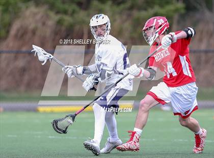 Thumbnail 3 in Staples vs. Greenwich photogallery.