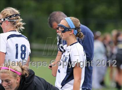 Thumbnail 1 in Barlow @ Wilton (CIAC Class M Quarterfinal) photogallery.
