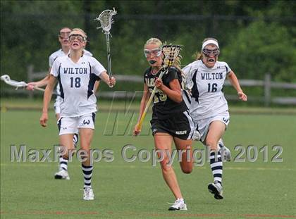 Thumbnail 2 in Barlow @ Wilton (CIAC Class M Quarterfinal) photogallery.