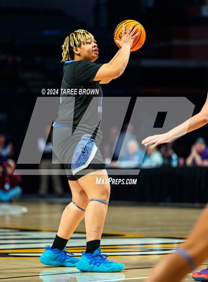 Thumbnail 2 in Central Wise vs. John Marshall (VHSL Class 2 Final) photogallery.