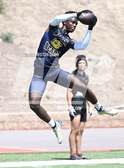 Thumbnail 3 in Warren vs. Centennial (South County Tournament) photogallery.