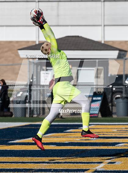 Thumbnail 2 in Notre Dame Prep @ Elk Rapids (MHSAA D3 Final) photogallery.