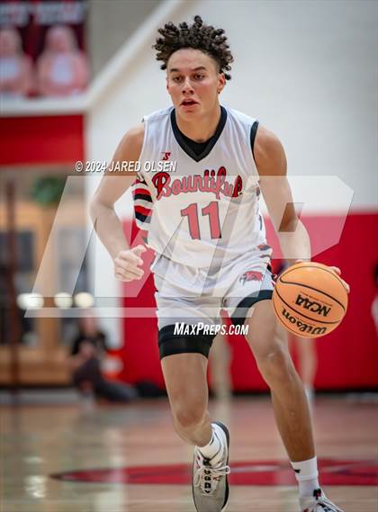 Thumbnail 3 in Cedar Valley @ Bountiful (UHSAA 5A Round 2) photogallery.
