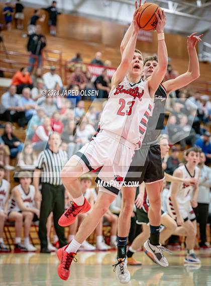 Thumbnail 3 in Cedar Valley @ Bountiful (UHSAA 5A Round 2) photogallery.