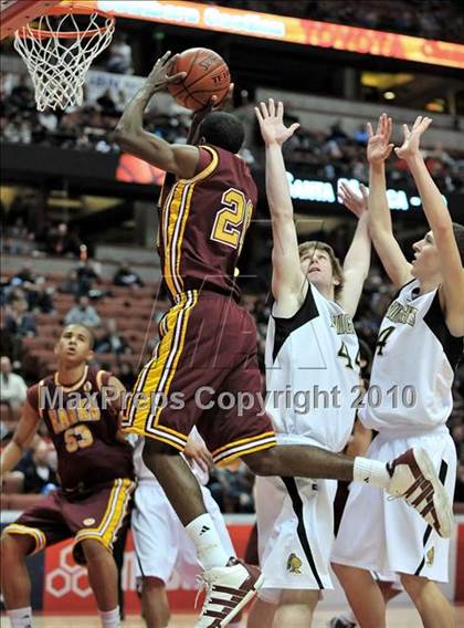 Thumbnail 1 in Ocean View vs. Foothill (CIF SS D3AA Final) photogallery.