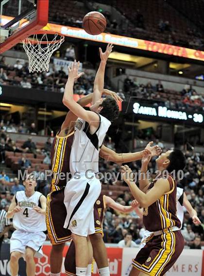 Thumbnail 3 in Ocean View vs. Foothill (CIF SS D3AA Final) photogallery.