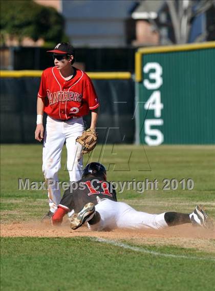 Thumbnail 3 in Hillcrest vs MacArthur (Creekview Tourney) photogallery.