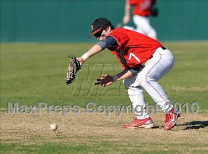Thumbnail 2 in Hillcrest vs MacArthur (Creekview Tourney) photogallery.