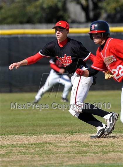 Thumbnail 3 in Hillcrest vs MacArthur (Creekview Tourney) photogallery.