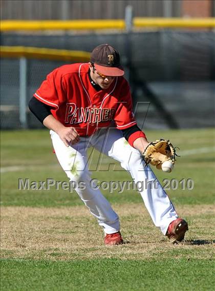 Thumbnail 2 in Hillcrest vs MacArthur (Creekview Tourney) photogallery.