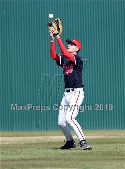 Thumbnail 2 in Hillcrest vs MacArthur (Creekview Tourney) photogallery.