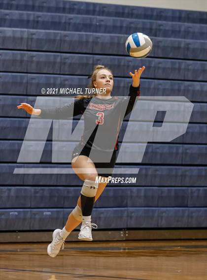Thumbnail 1 in Parma vs Kimberly (3A State Semi-Final) photogallery.