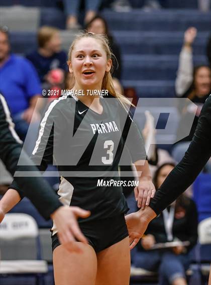 Thumbnail 3 in Parma vs Kimberly (3A State Semi-Final) photogallery.