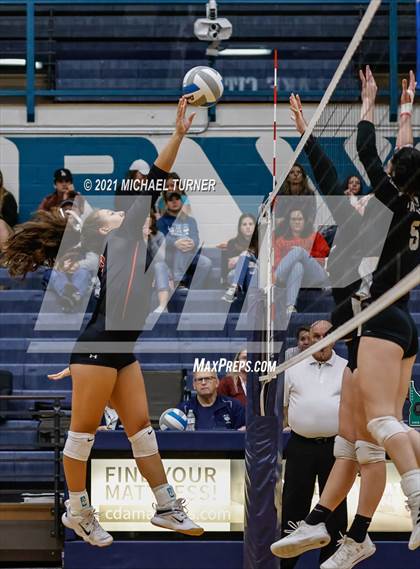 Thumbnail 3 in Parma vs Kimberly (3A State Semi-Final) photogallery.