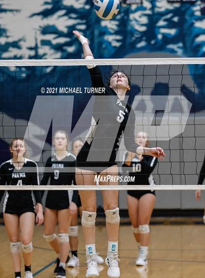 Thumbnail 2 in Parma vs Kimberly (3A State Semi-Final) photogallery.