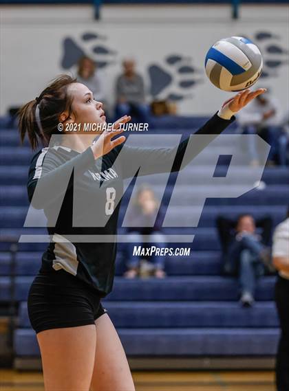 Thumbnail 2 in Parma vs Kimberly (3A State Semi-Final) photogallery.