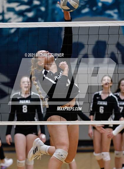 Thumbnail 3 in Parma vs Kimberly (3A State Semi-Final) photogallery.