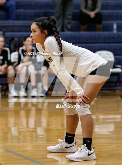 Thumbnail 1 in Parma vs Kimberly (3A State Semi-Final) photogallery.