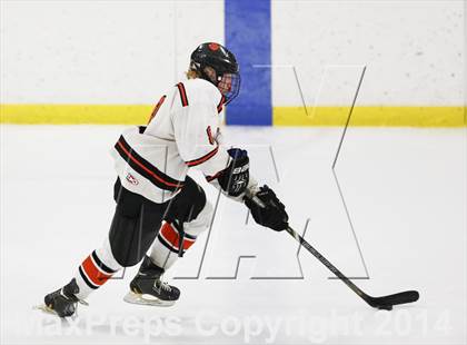 Thumbnail 1 in Ridgefield vs. New Canaan (FCIAC Semifinal) photogallery.