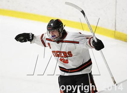 Thumbnail 1 in Ridgefield vs. New Canaan (FCIAC Semifinal) photogallery.