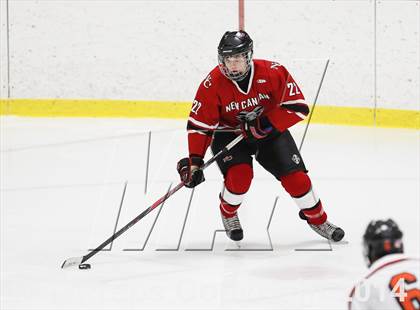 Thumbnail 2 in Ridgefield vs. New Canaan (FCIAC Semifinal) photogallery.