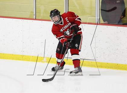 Thumbnail 3 in Ridgefield vs. New Canaan (FCIAC Semifinal) photogallery.