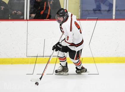 Thumbnail 2 in Ridgefield vs. New Canaan (FCIAC Semifinal) photogallery.