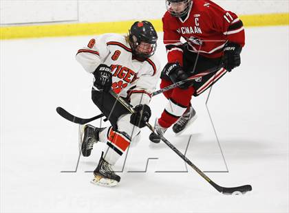 Thumbnail 3 in Ridgefield vs. New Canaan (FCIAC Semifinal) photogallery.
