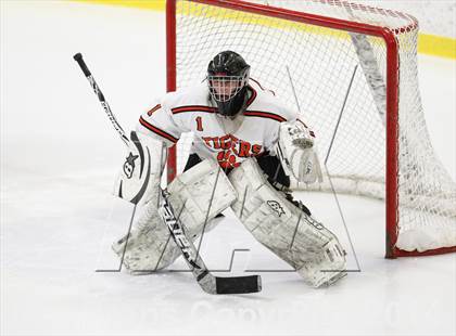 Thumbnail 1 in Ridgefield vs. New Canaan (FCIAC Semifinal) photogallery.