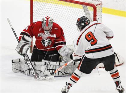 Thumbnail 2 in Ridgefield vs. New Canaan (FCIAC Semifinal) photogallery.