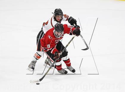 Thumbnail 2 in Ridgefield vs. New Canaan (FCIAC Semifinal) photogallery.