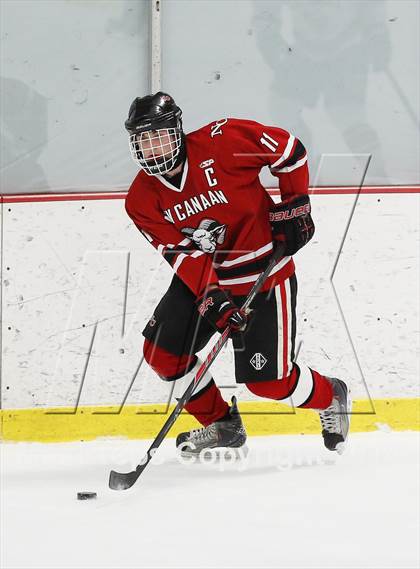 Thumbnail 3 in Ridgefield vs. New Canaan (FCIAC Semifinal) photogallery.