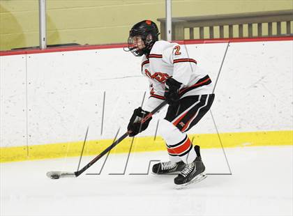 Thumbnail 1 in Ridgefield vs. New Canaan (FCIAC Semifinal) photogallery.